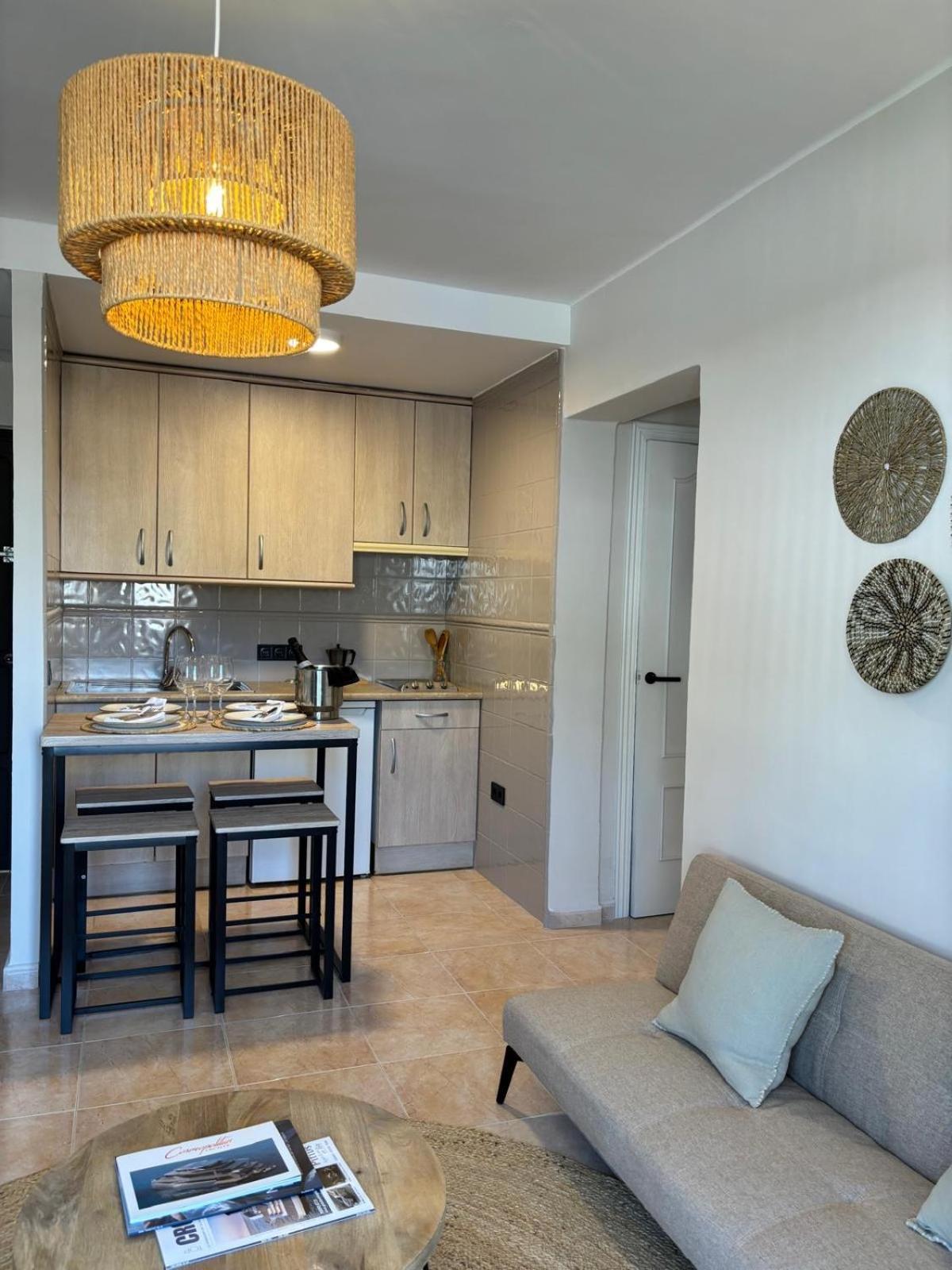 Apartamentos Ses Veles Cala Llonga (Ibiza) Quarto foto