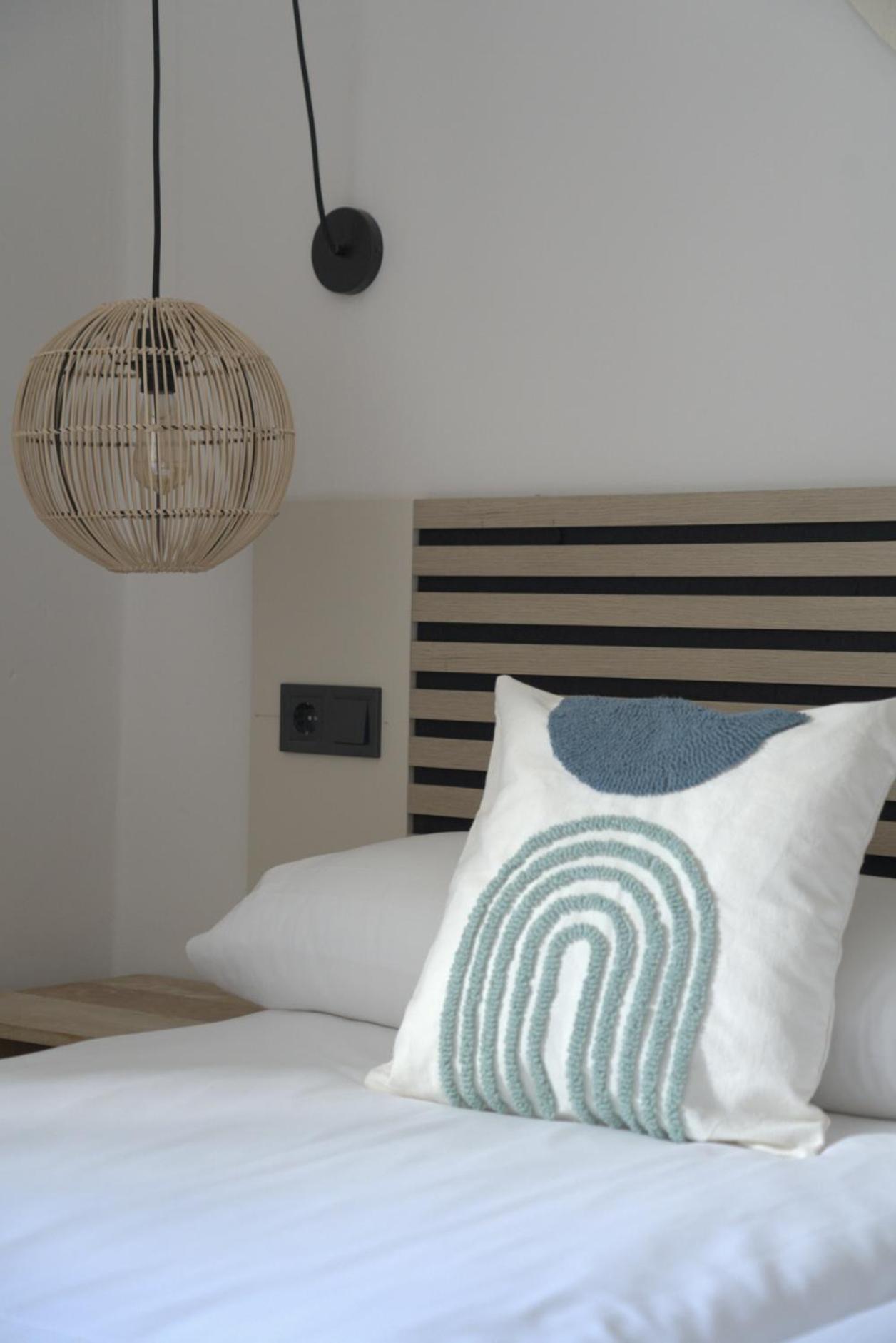 Apartamentos Ses Veles Cala Llonga (Ibiza) Exterior foto