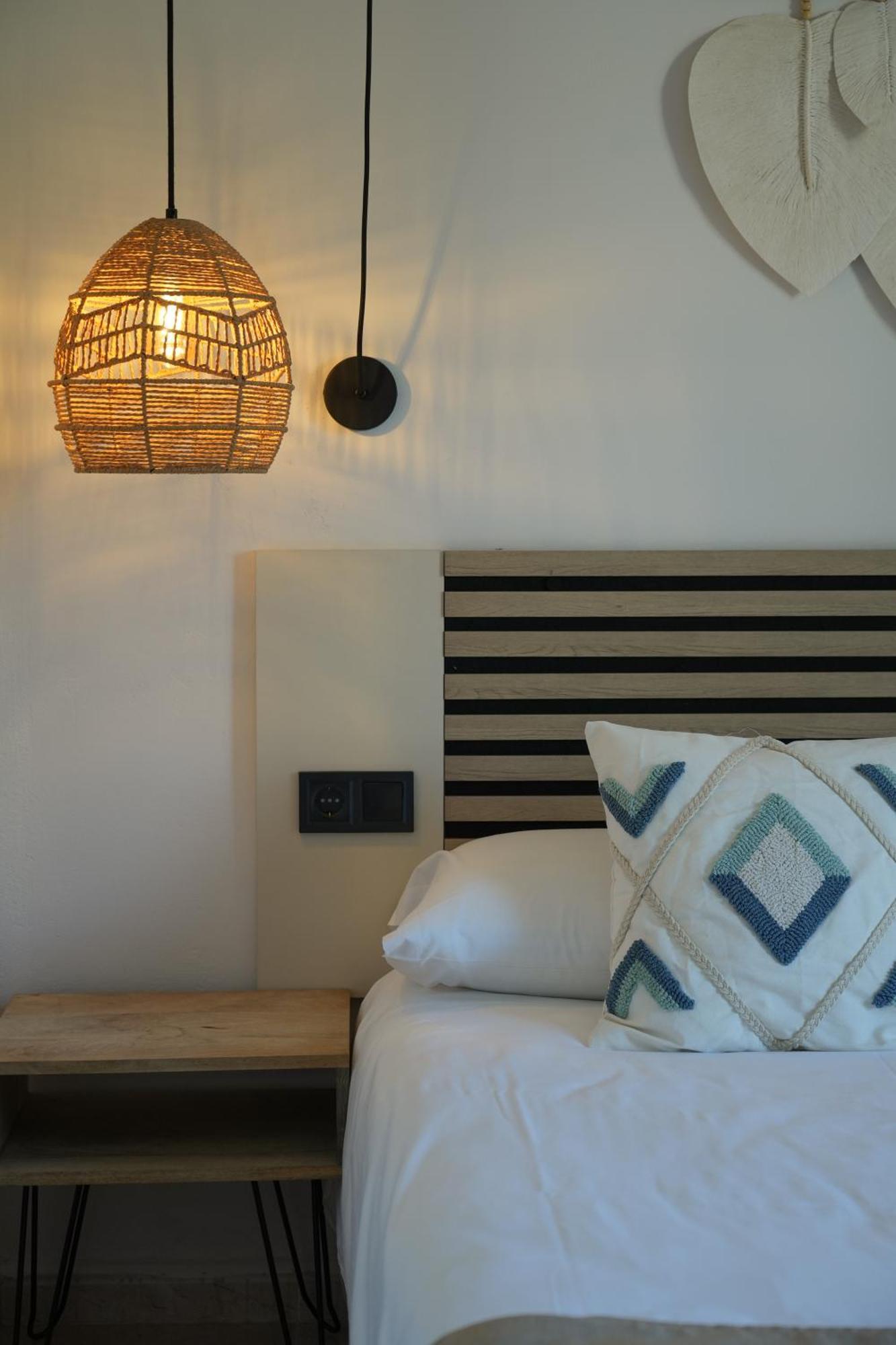 Apartamentos Ses Veles Cala Llonga (Ibiza) Exterior foto